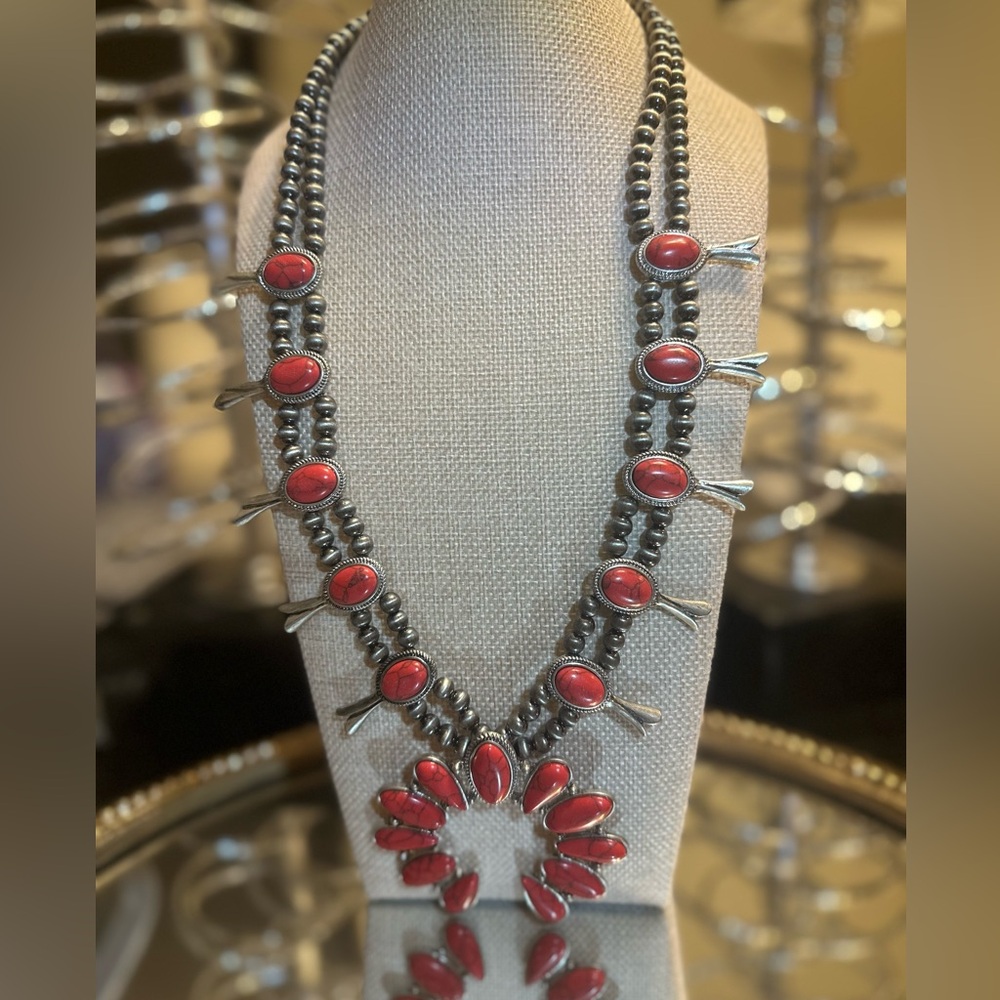 Elegant Red and Silver Women's Necklace